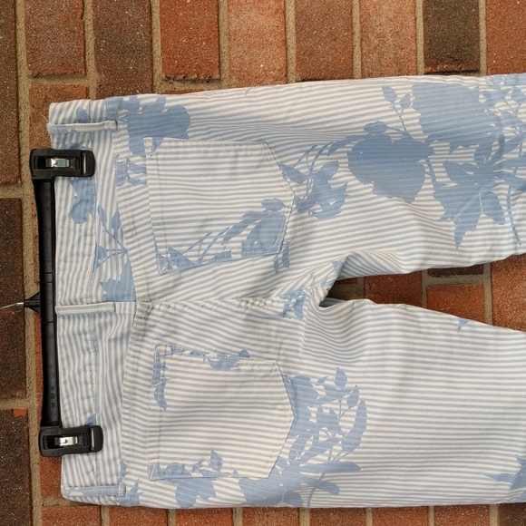 Gap Always Skinny Floral Jeans - Picture 5 of 11